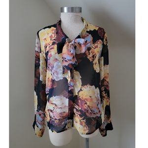 4 for$20🌿Liz Claiborne Floral Blouse